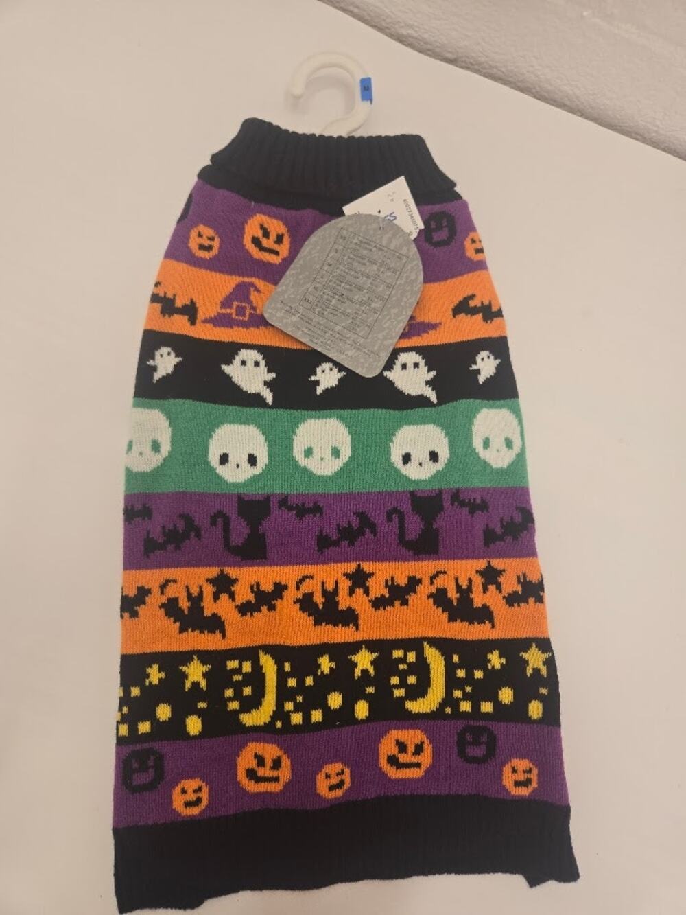 Halloween Pet Sweater Medium Knit Pumpkin Ghost Skull Cat Bat Striped Dog NWT